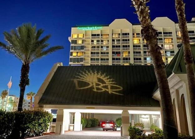 Oceanfront At Daytona Resort: Balcony Views & 4 Pools