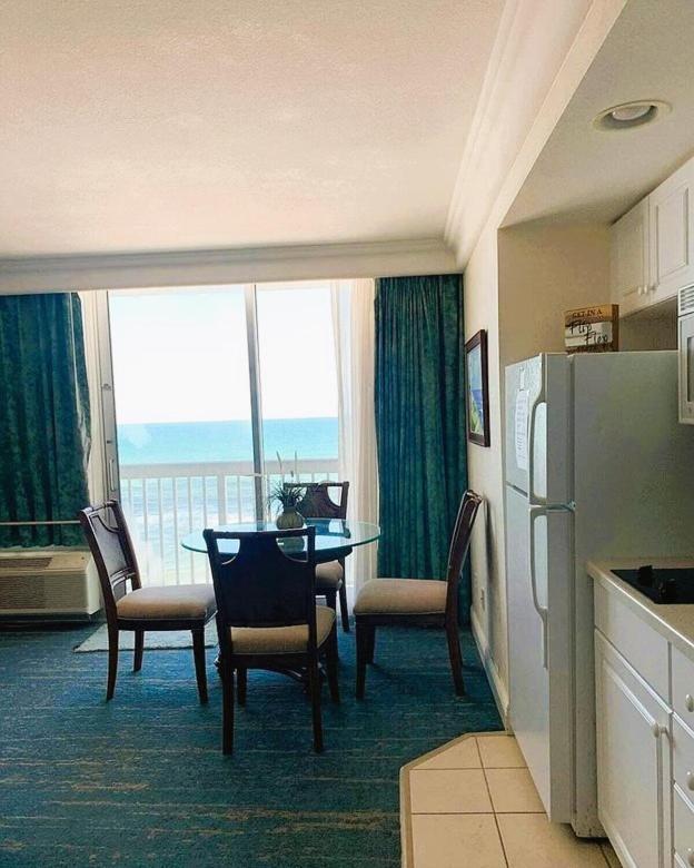 Oceanfront At Daytona Resort: Balcony Views & 4 Pools *