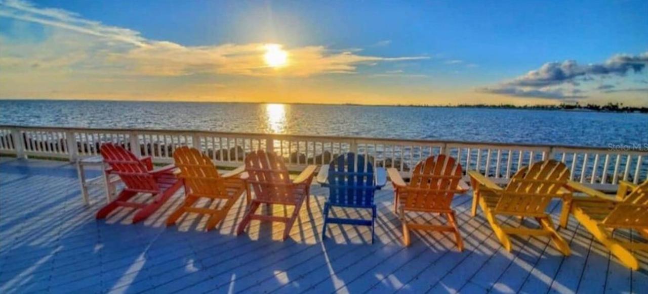 Aparthotel 2 Bed With Balcony Facing Pool And Sunsets!