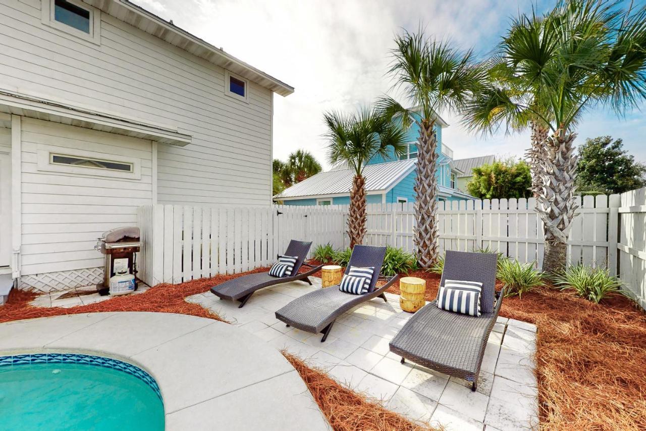 Of Crystal Beach: Clipper Cove Destin