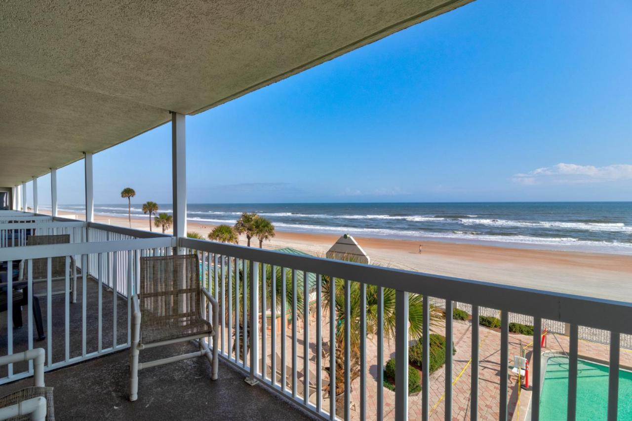 Oceanfront With Kitchen And Wifi Sleeps 6 Holiday home *