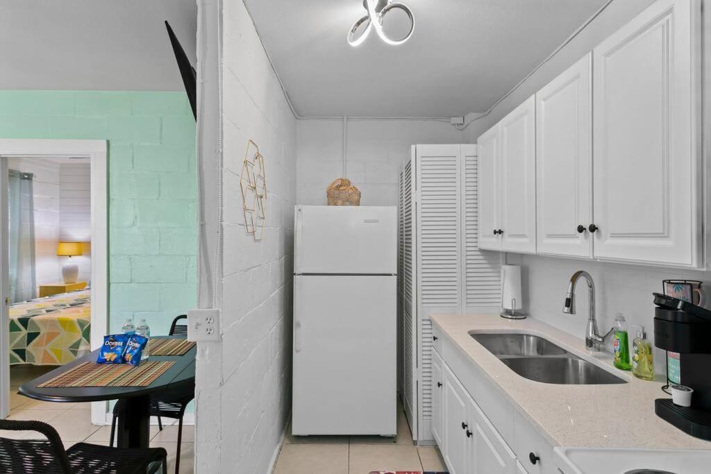 Deco Drive Waterfront 1bed On The Bay * Tampa