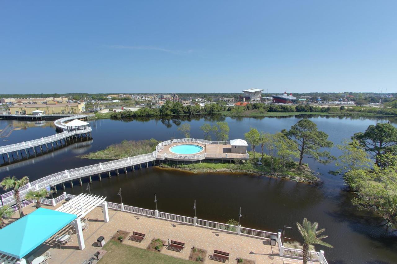 Apartment Laketown Wharf By Panhandle Getaways *