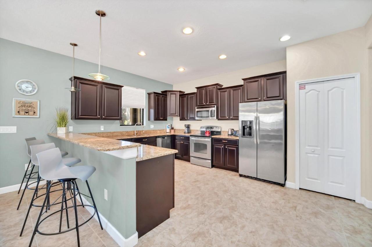 Luxury Championsgate With Private Pool Holiday home *