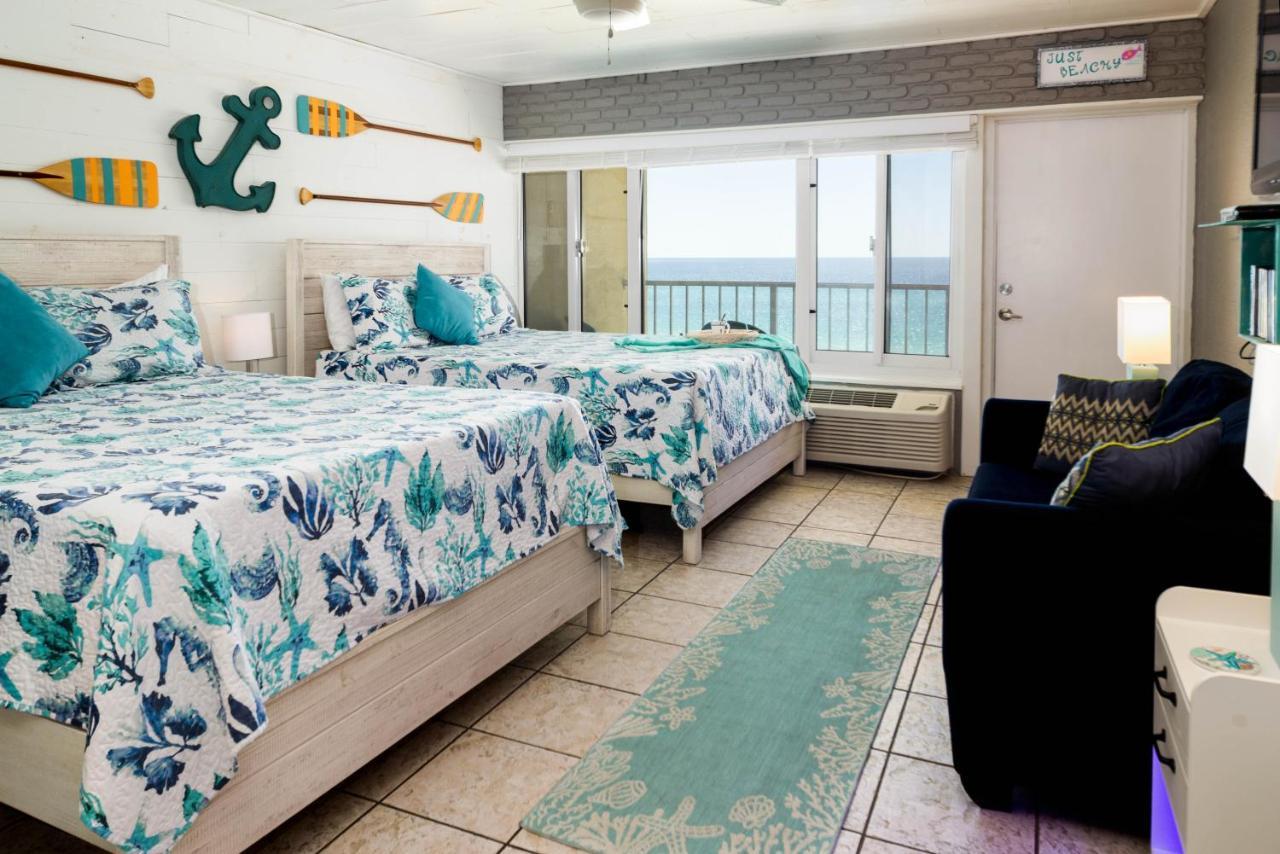 Beachfront With Free Service!private Balcony *