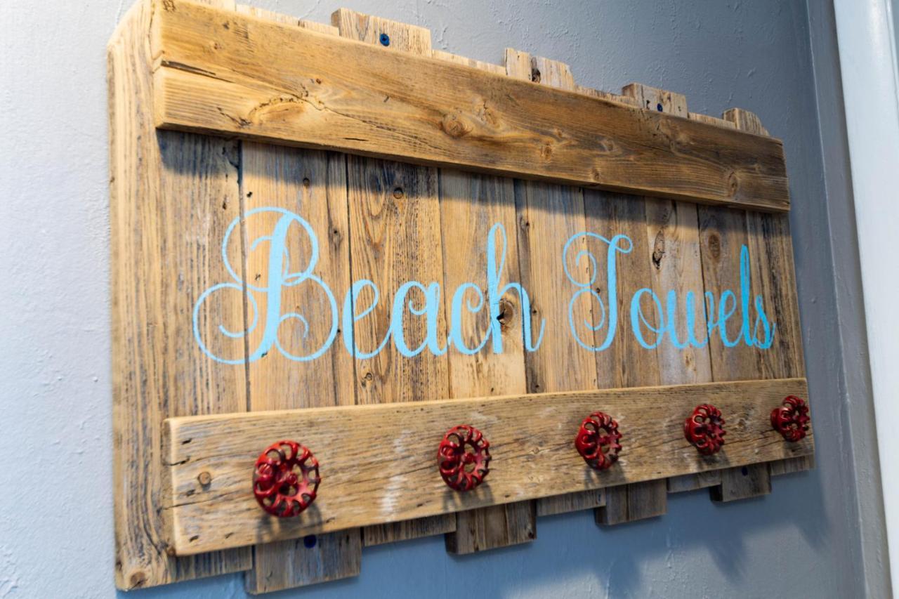 Beachfront With Free Service!private Balcony *