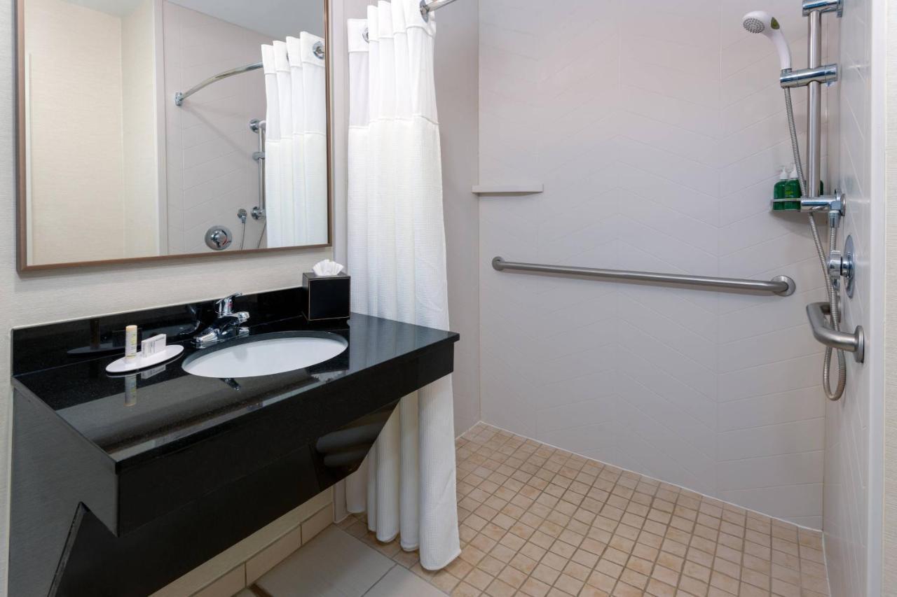 Fairfield And By Marriott 3* Clearwater