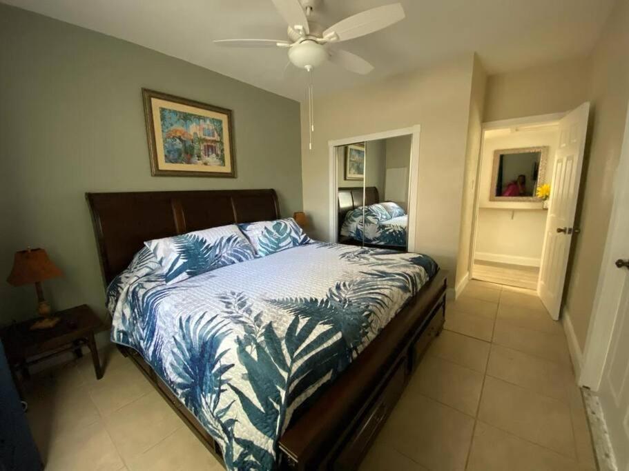 Beautiful In Tampa-a Apartment