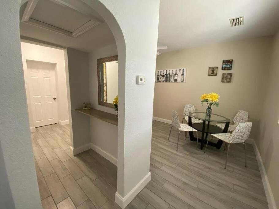 Beautiful In Tampa-a Apartment Tampa