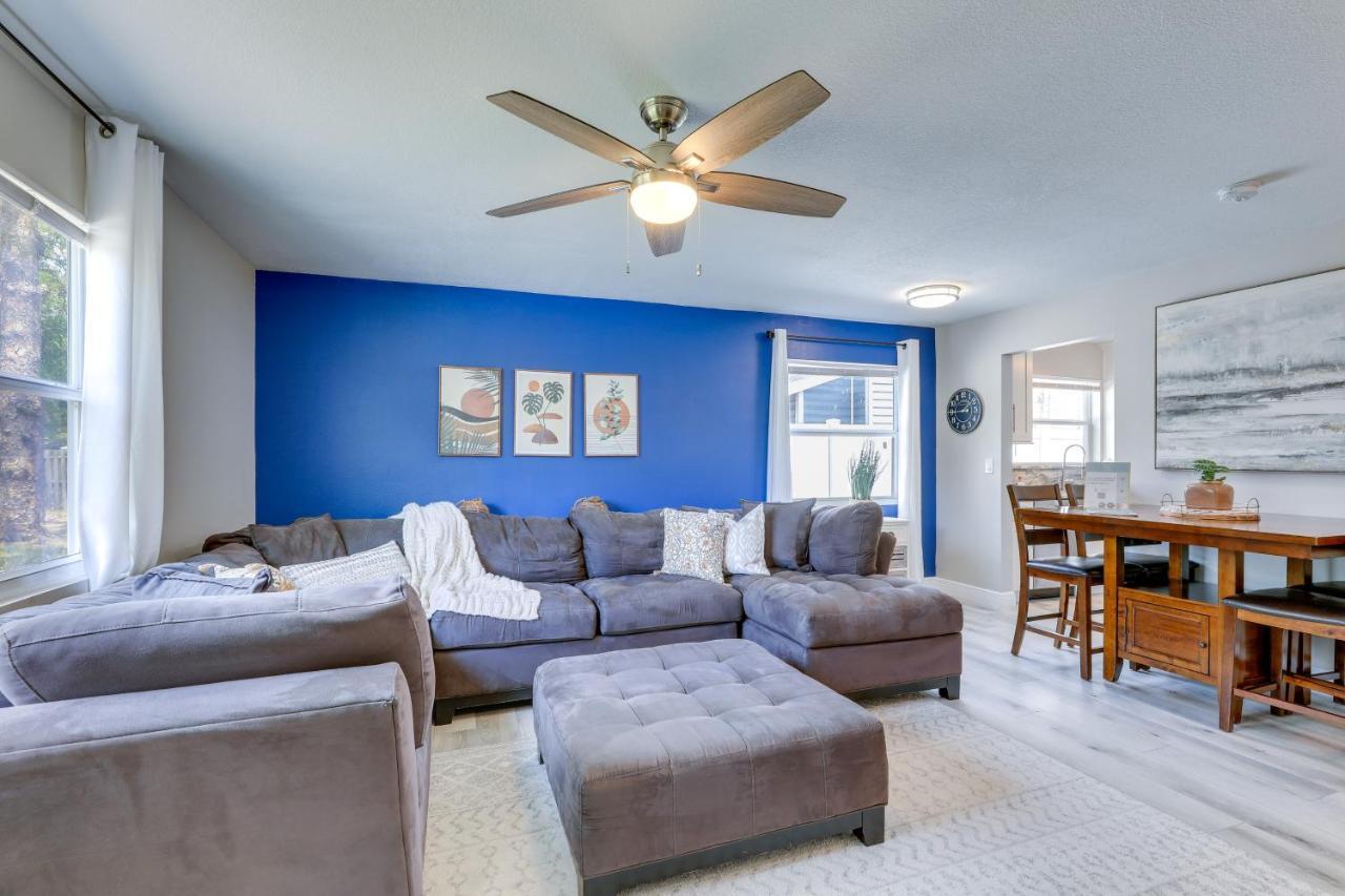Coastal Minutes To Beach! Apartment Sarasota