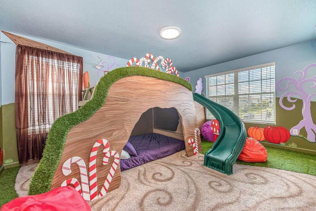 Villa Willy Wonka's Within Minutes Of