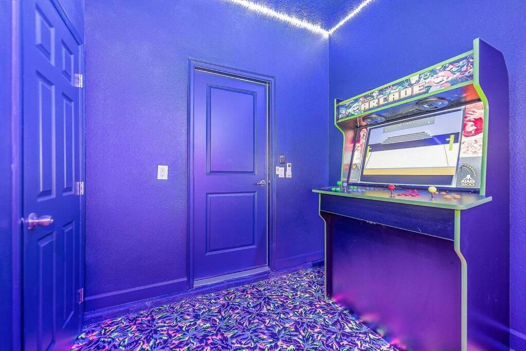 Willy Wonka's Within Minutes Of Villa *