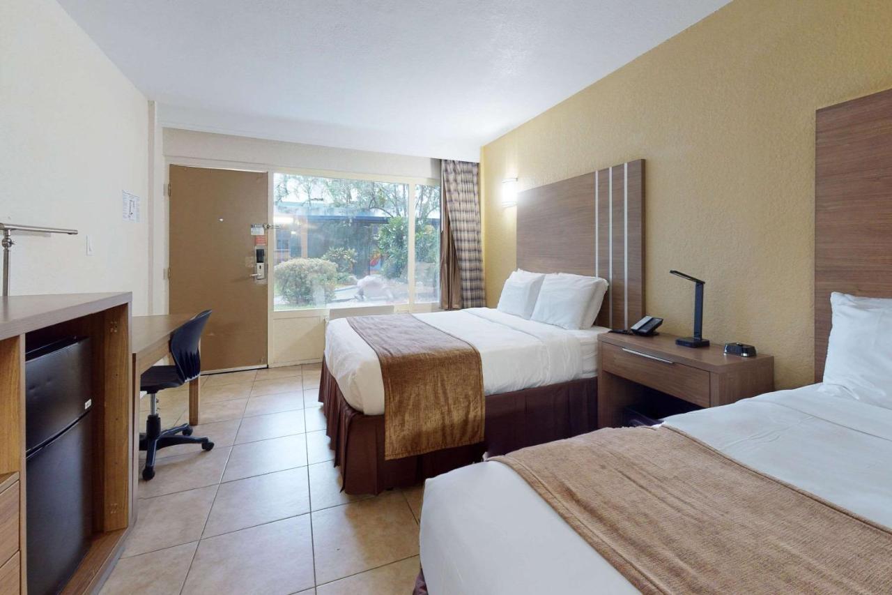 Rodeway & Lauderdale Airport & Cruise Port 3* Dania Beach