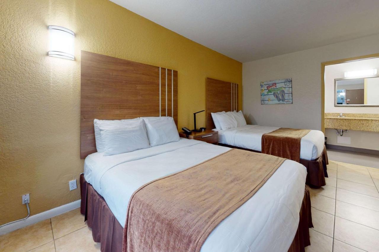 Hotel Rodeway & Lauderdale Airport & Cruise Port Dania Beach