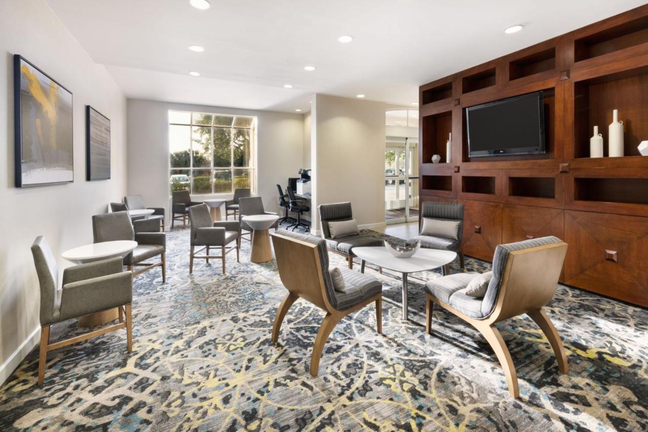 By Marriott Daytona Speedway/airport Hotel Daytona Beach