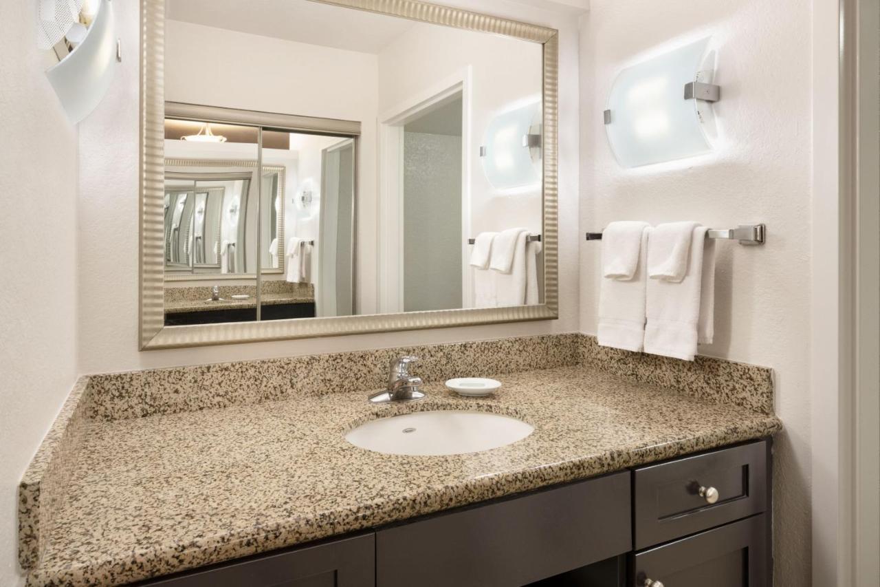 By Marriott Daytona Speedway/airport 3* Daytona Beach