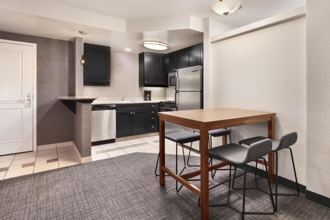 By Marriott Daytona Speedway/airport 3*