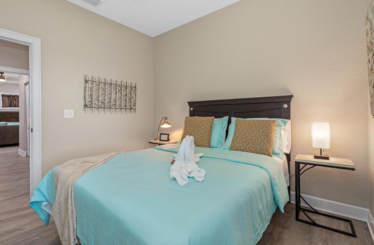 Cozy And Spacious 4br House With Pool In Tampa