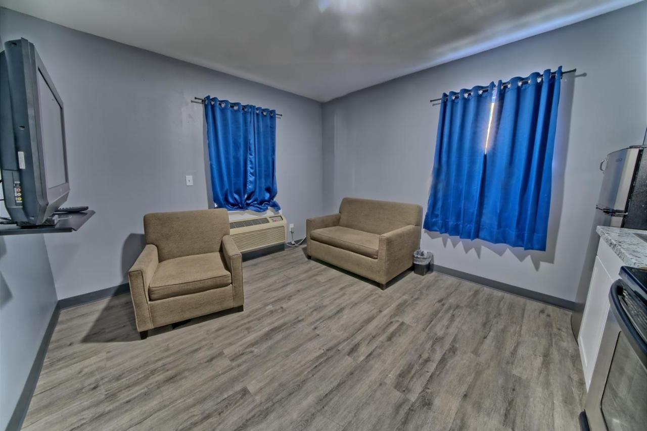 Motel Aqua View 2*
