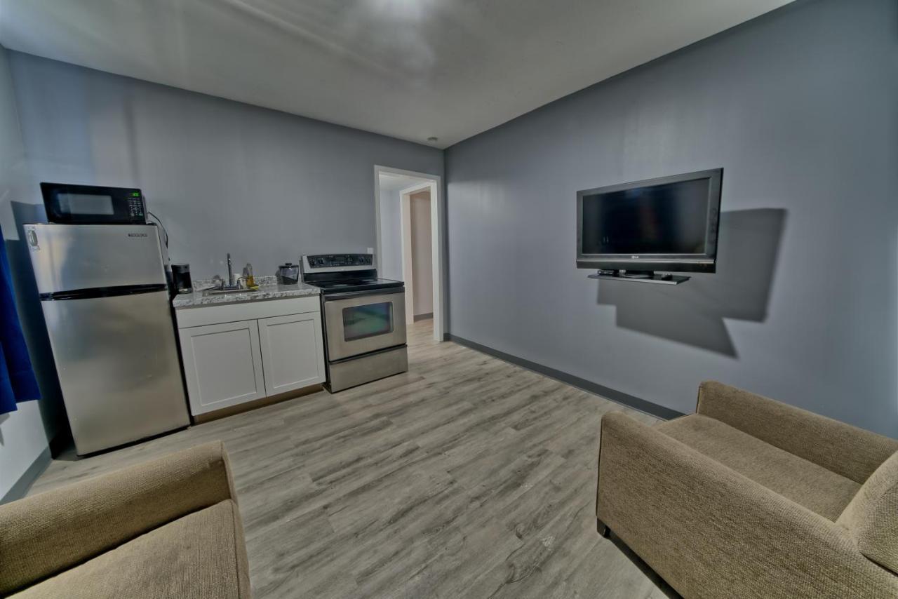 Aqua View Motel