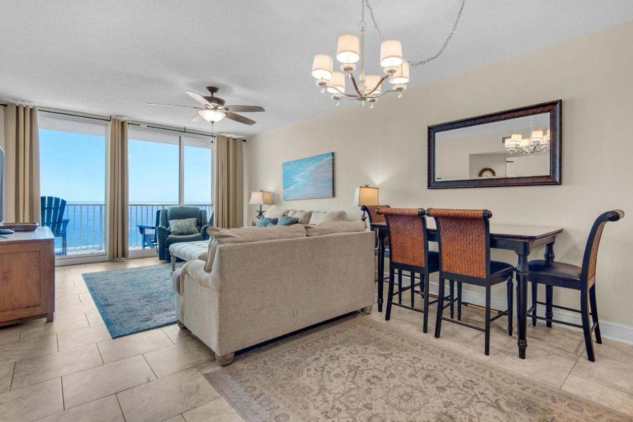 Majestic Towers 2-1708 Apartment