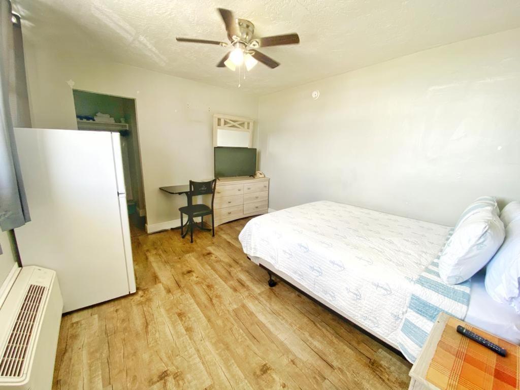Sea Dip Studios! 3* Daytona Beach