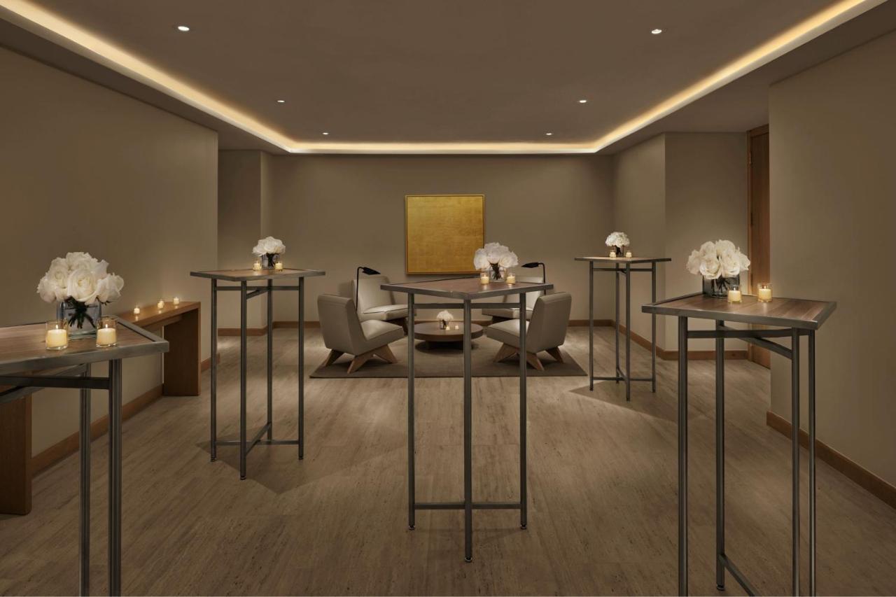 The Edition Hotel 5*