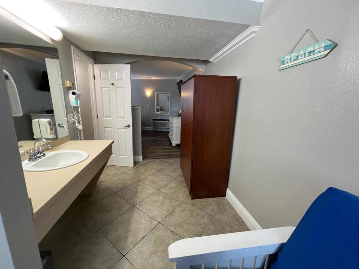 Pelican Pointe Clearwater Clearwater Beach