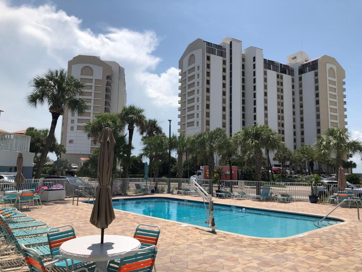 Pelican Pointe Clearwater Motel 3*