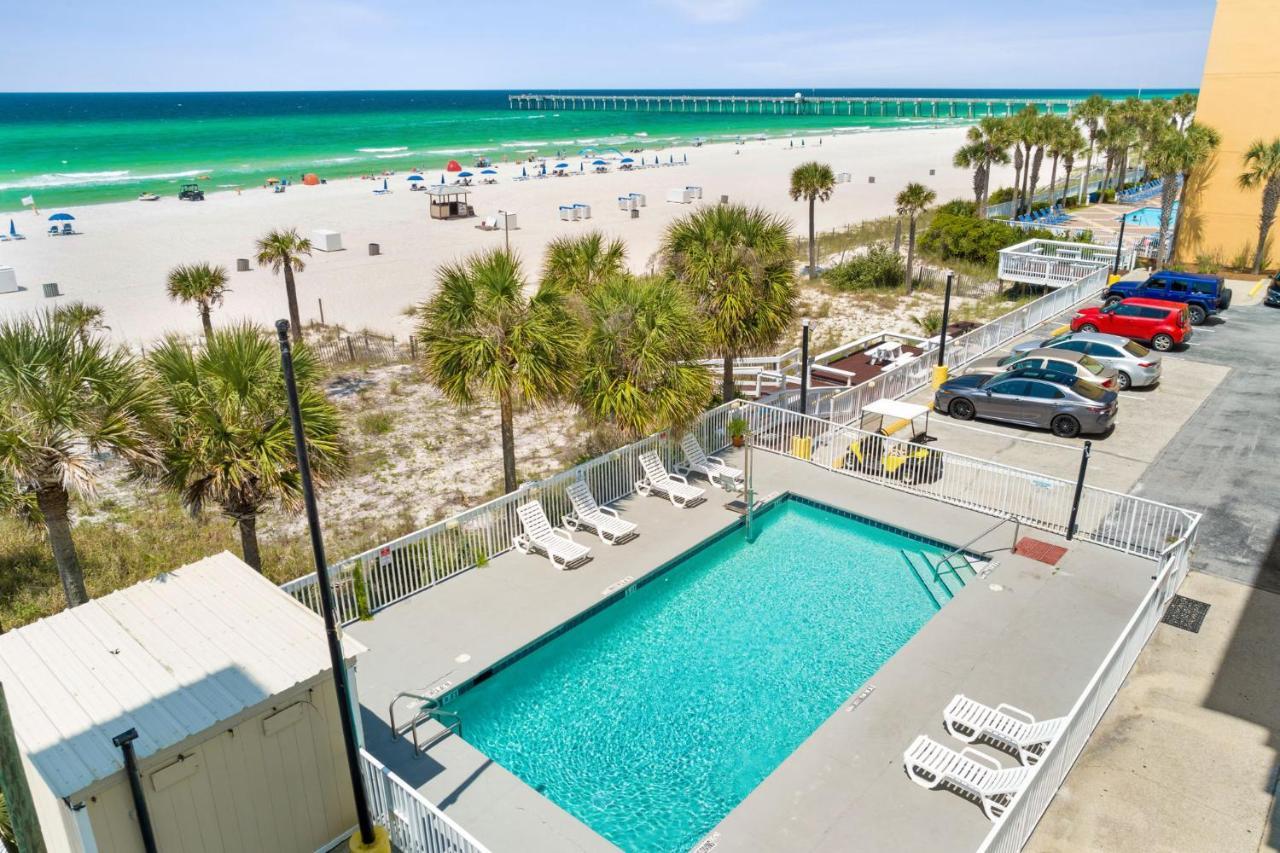 Tower Beachfront Hotel, A By The Sea