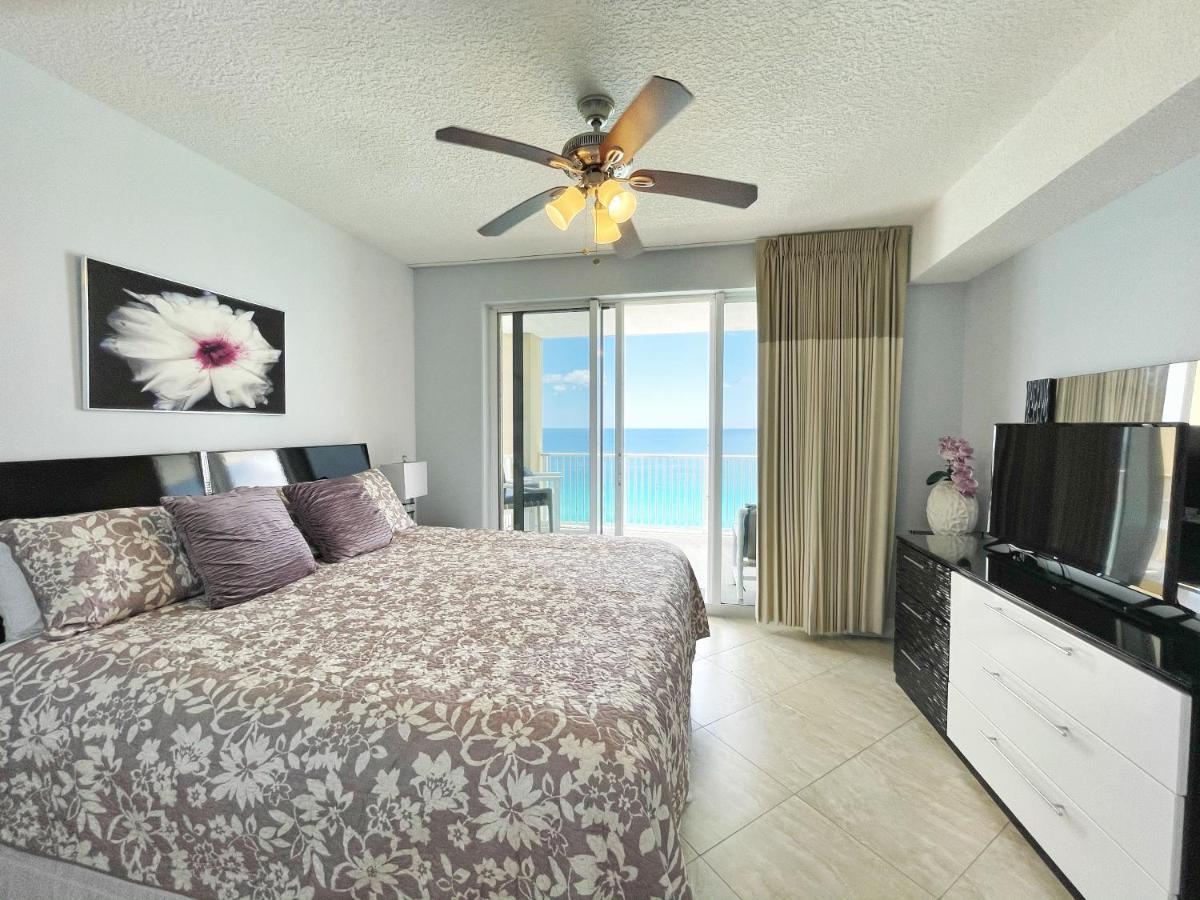 Tropic Winds 1701 Premium Corner Unit With 2 Parkings! Free Chairs Service! Apartment *