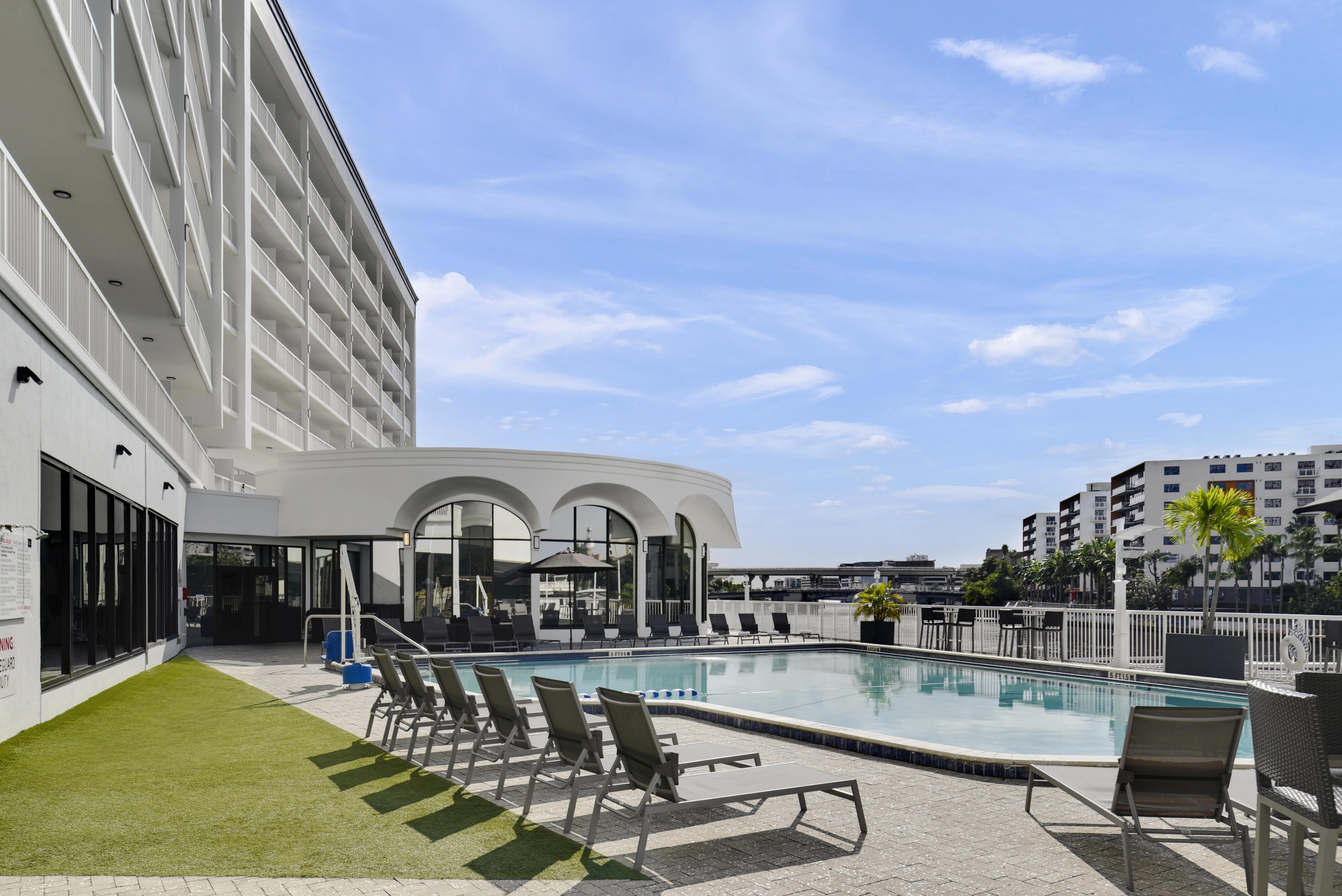 Riverwalk 4*