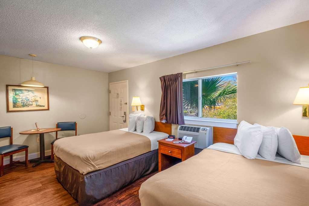 Bay Extended - Airport Hotel