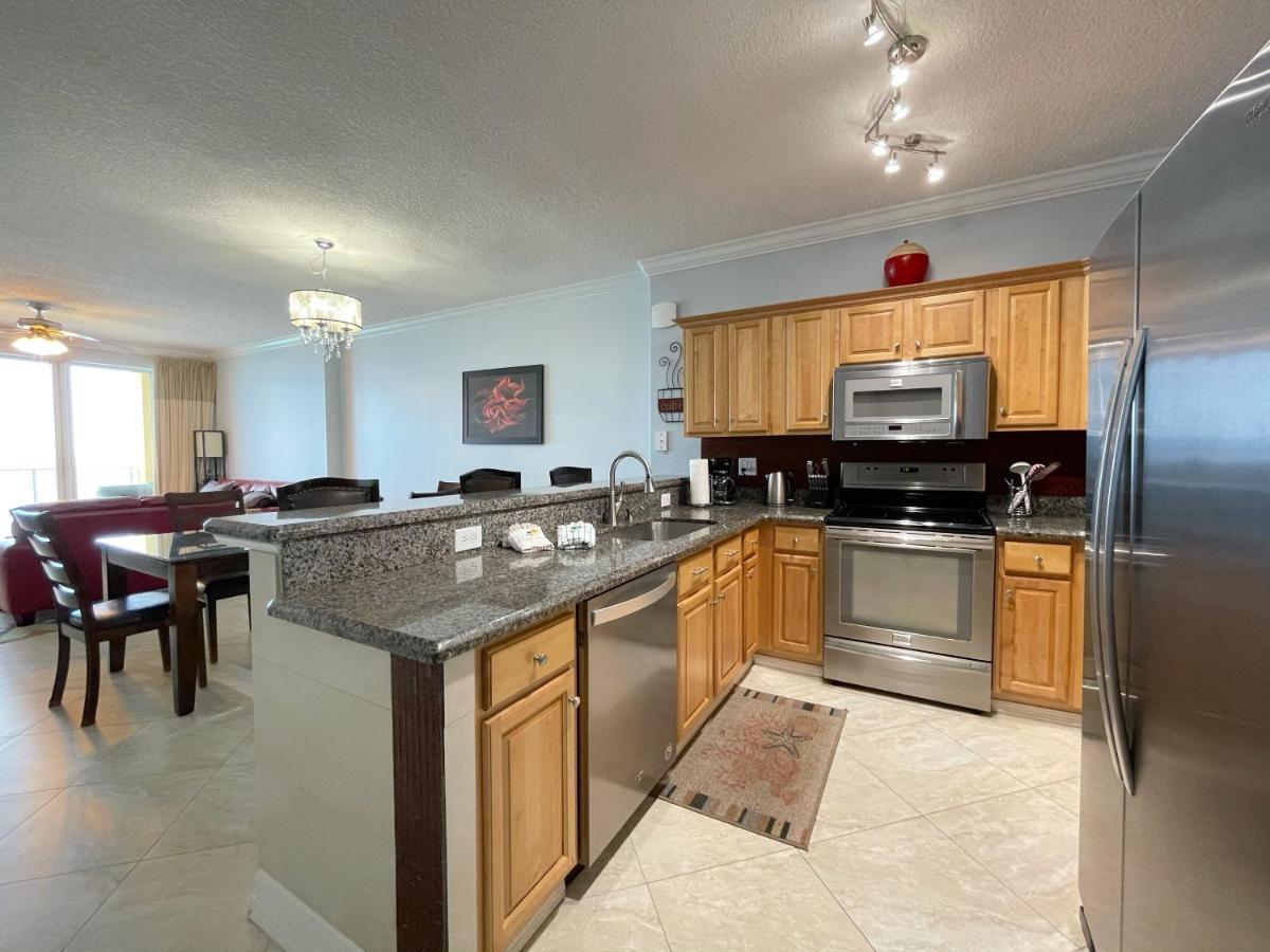 Tropic Winds 1701 Premium Corner Unit With 2 Parkings! Free Chairs Service! * Panama City Beach