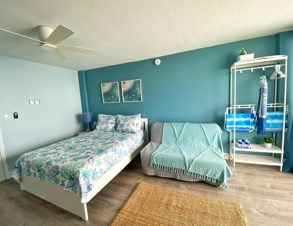 Sea Dip Studios! Hotel