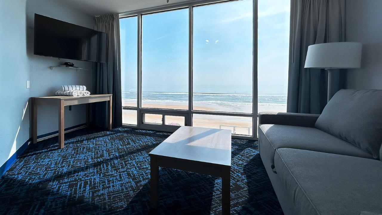 Resort Ocean East Club