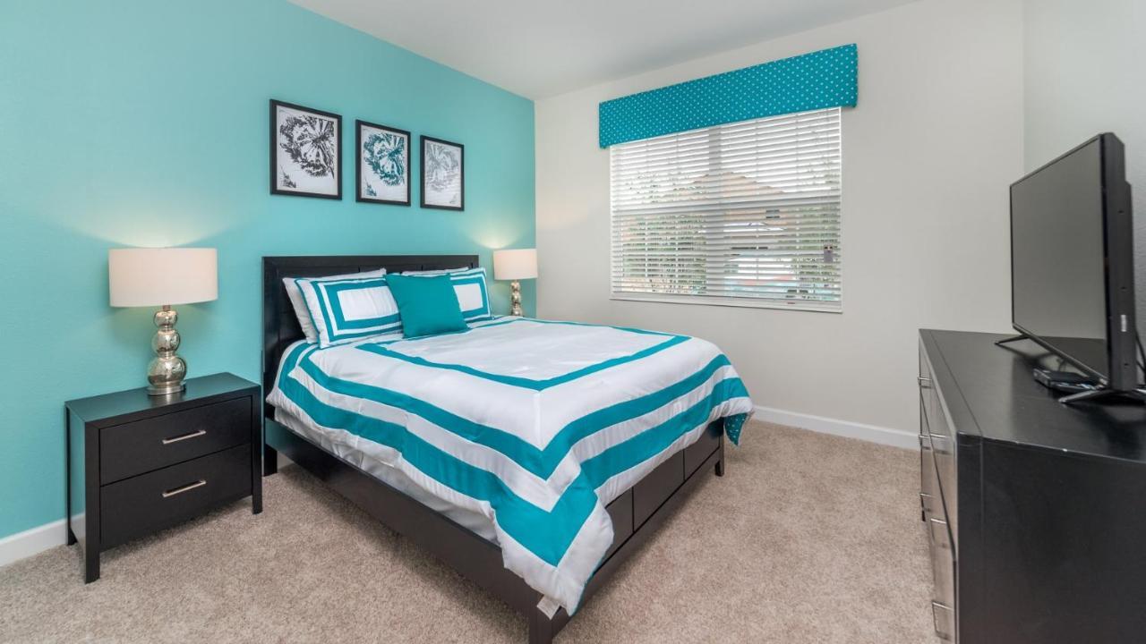 1580 Tempo * Davenport