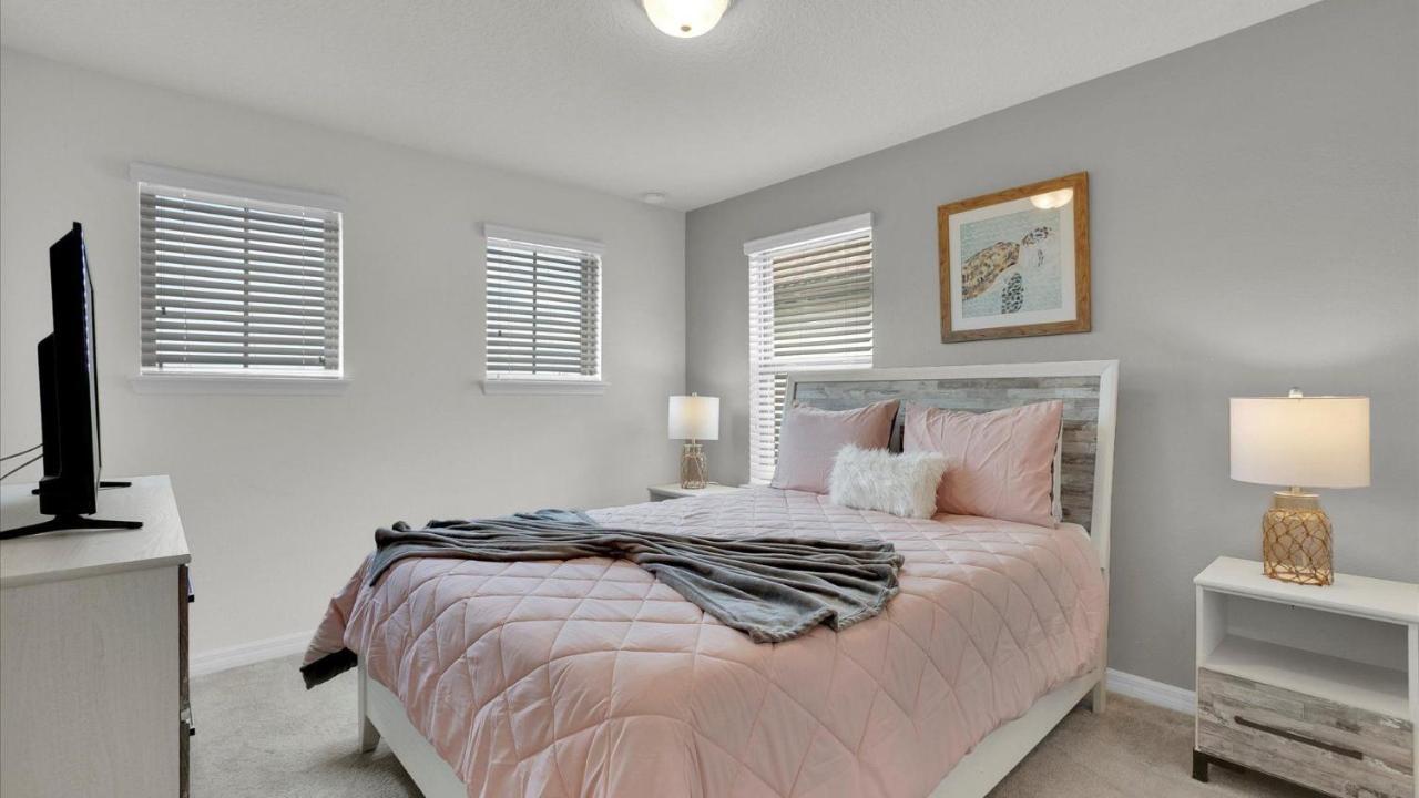 5448 Misty Oak