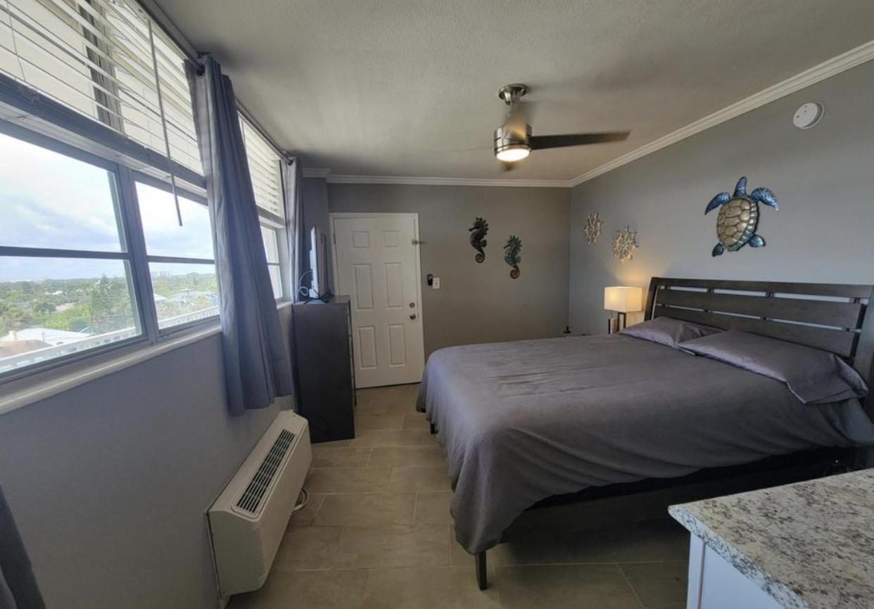 Sea Dip Studios! Hotel