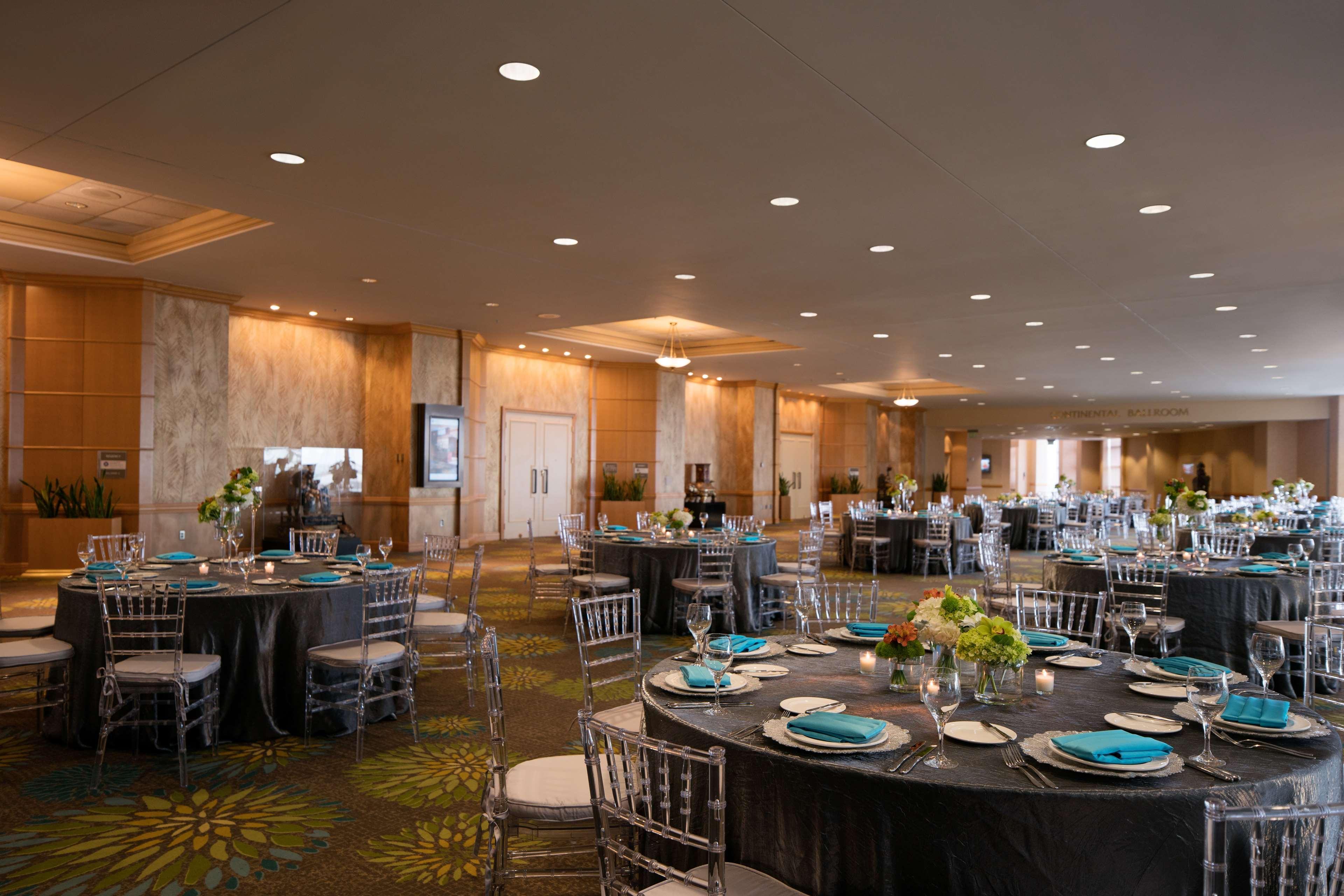 Hyatt Regency International Airport Hotel