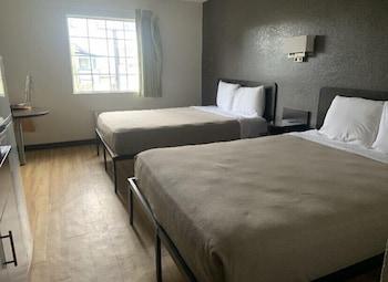Hotel 6 Pensacola, Fl 2*