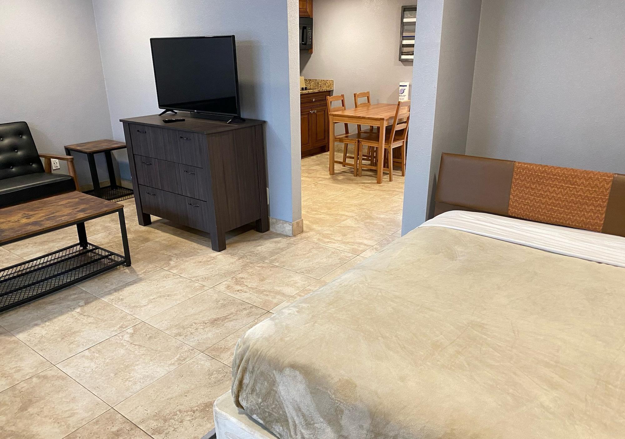 Resort Celebration Suites 3*