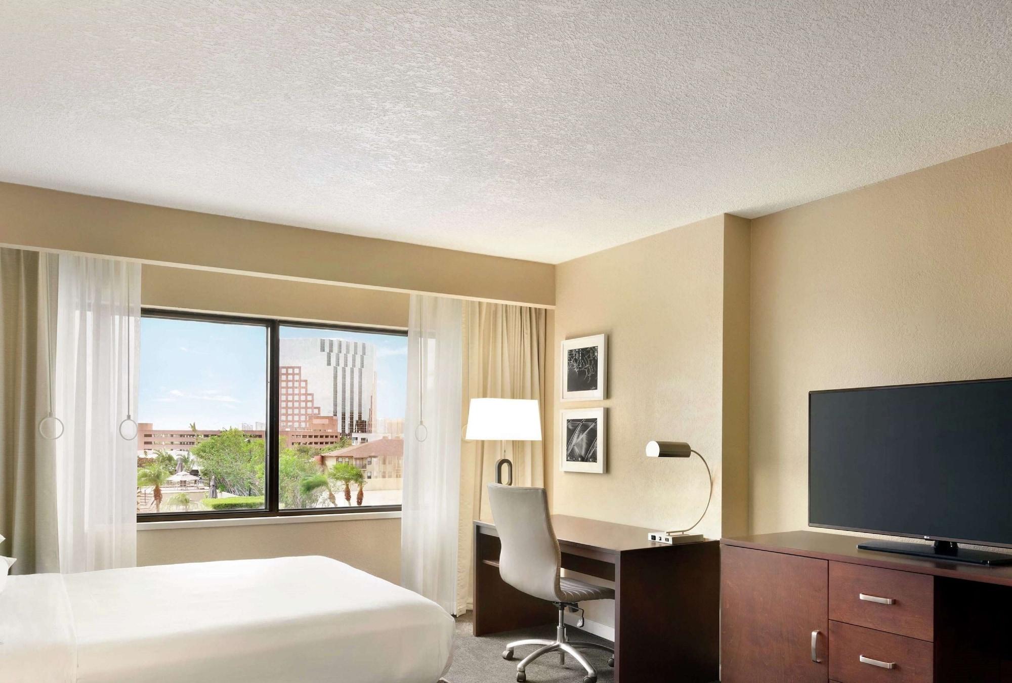 Hotel Doubletree By Hilton Downtown Orlando