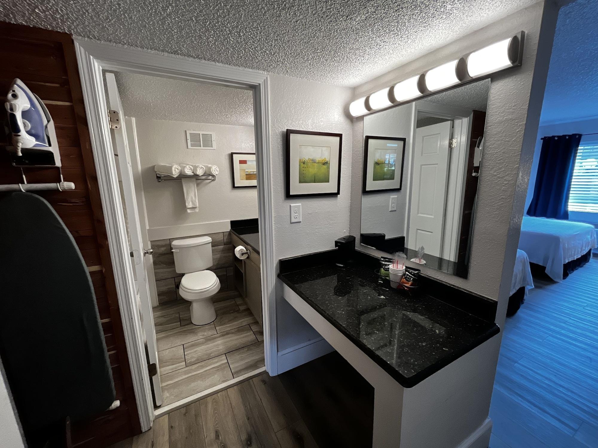 At Home Inn - Pensacola Motel 2*