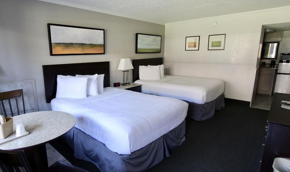 Motel At Home Inn - Pensacola 2*