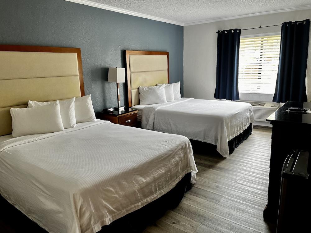 At Home Inn - Pensacola 2* Pensacola