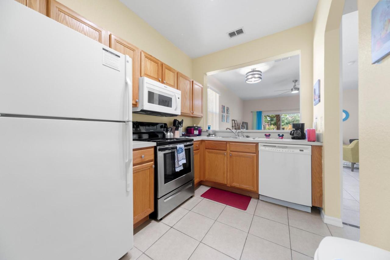 3br Townhouse, Pool & Hot Tub , Near Disney, Game Holiday home