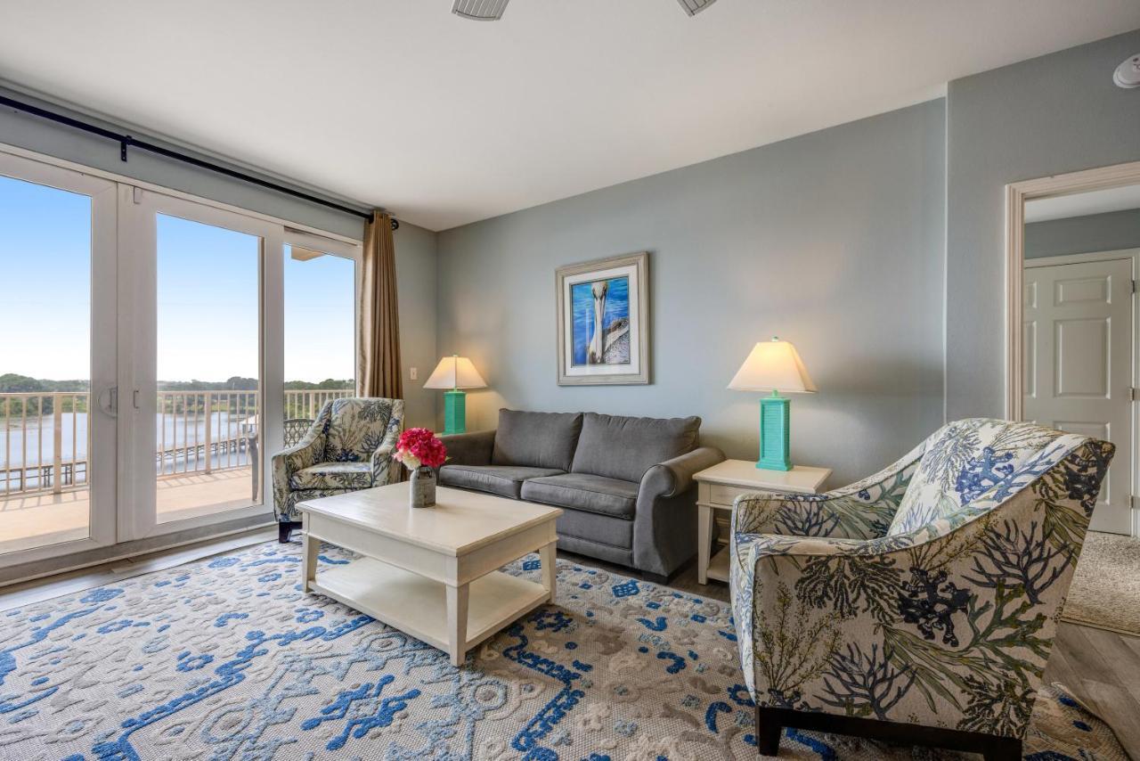 Laketown Wharf 433