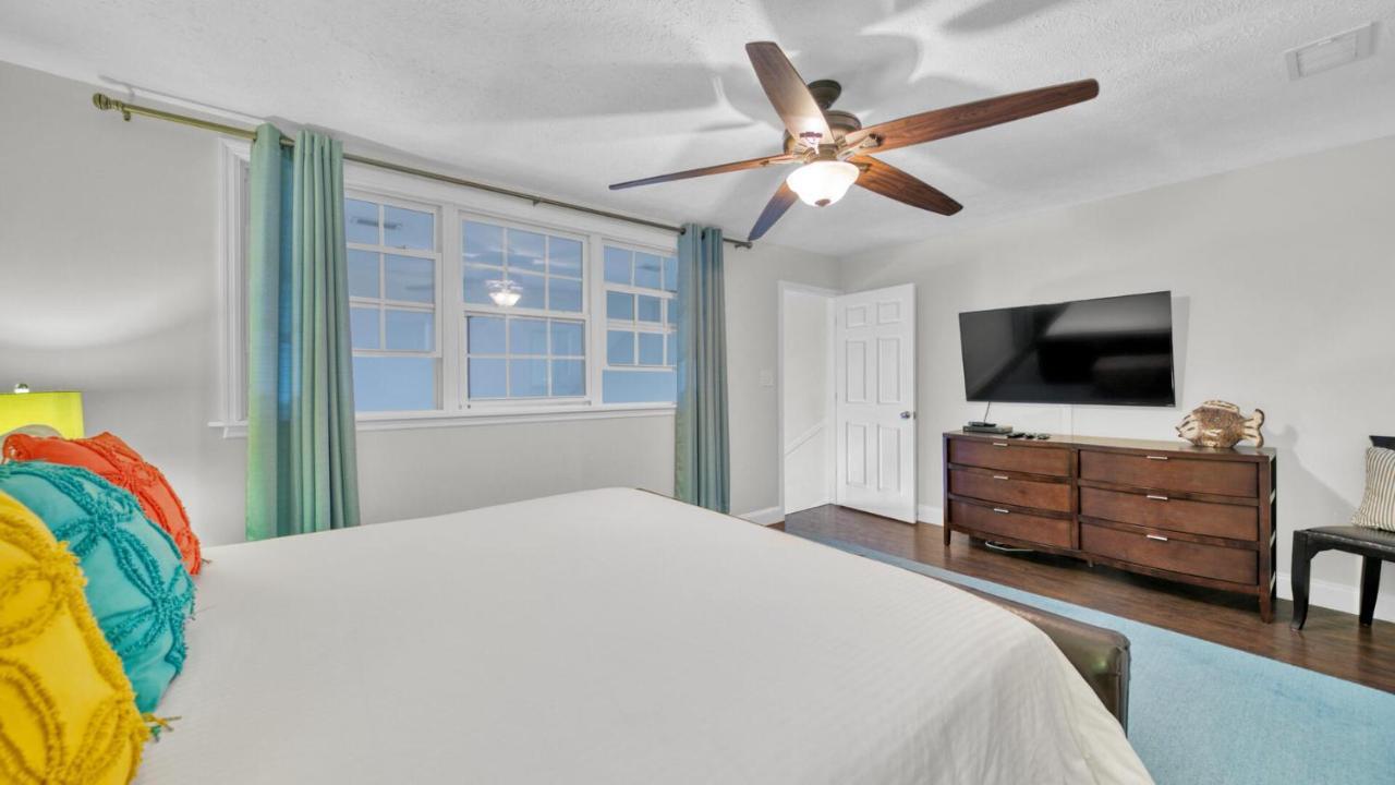 Holiday home Crystal 12b - Updated 2 Bedroom With Loft Front In The Heart Of Destin