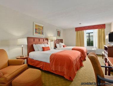 - North By Ihg Hotel